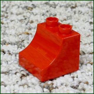 Lego® Duplo® Kostka 2x2 Zkosená Zakulacená (VN) Červená (Lego® Duplo®)