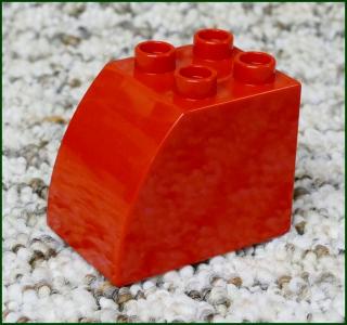 Lego® Duplo® Kostka 3x2 Zkosená Zakulacená Vysoká Červená (Lego® Duplo®)