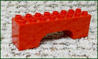 Lego® Duplo® Kostka Dlouhá Klenba Červená 2x8 (Lego® Duplo®)