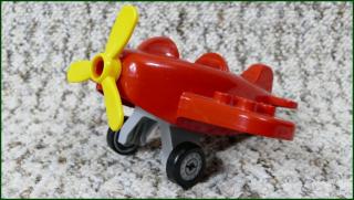 Lego® Duplo® Letadlo Malé Červené se Šedým Podvozkem (Lego® Duplo®)