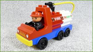 Lego Duplo nákladní auto s cisternami