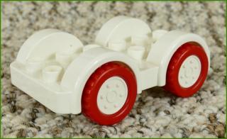 Lego® Duplo® Podvozek Autíčka 4x6 Bílý - Červená Kola (Lego® Duplo®)