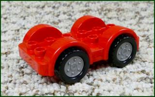 Lego® Duplo® Podvozek Autíčka 4x6 Červený (Lego® Duplo®)
