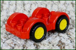 Lego® Duplo® Podvozek Autíčka 4x6 Červený - Žlutá Kola (Lego® Duplo®)