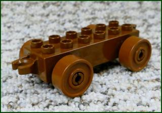 Lego® Duplo® Podvozek pro Auta Hnědý (Hnědá Kola) (Lego® Duplo®)