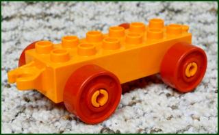Lego® Duplo® Podvozek pro Auta Oranžový (Červená Kola) (Lego® Duplo®)