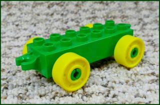 Lego® Duplo® Podvozek pro Auta Zelený (Žlutá Kola) (Lego® Duplo®)