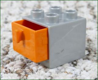 Lego® Duplo® Skříňka Malá Šedá/Oranžový Šuplík (Lego® Duplo®)