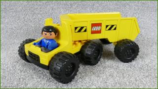 Lego Duplo tahač s návěsem