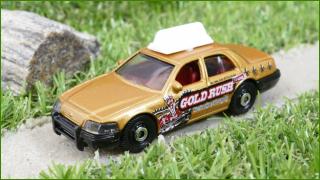 Matchbox Autíčko 2006 Ford Crown Victoria