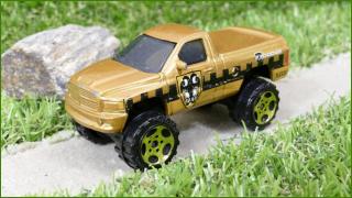 Matchbox Autíčko Dodge Ram SRT-10