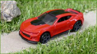 Model Autíčka Hot Wheels 2017 Camaro ZL1