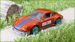 Model Autíčka Hot Wheels ´71 Porsche 911