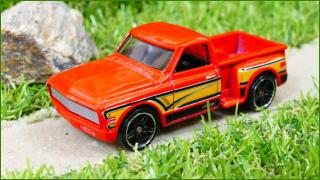 Model Autíčka Hot Wheels Custom ´69 Chevy