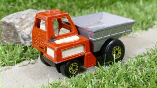 Model Autíčka Matchbox Site Dumper - (LESNEY)