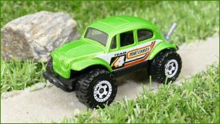 Model Autíčka Matchbox Volkswagen Beetle 4x4