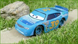 Model Autíčka Mattel - Disney Pixar Cars - Buck Bearingly