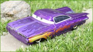 Model Autíčka Mattel - Disney Pixar Cars - Ramone Chevrolet Impala