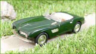 Model Autíčka New Ray 1:43 - BMW 507 - prasklé sklo