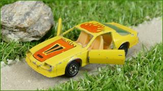 Model Autíčka Yatming - Chevy Camaro Z38 - Viz Popis