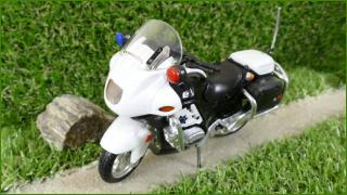 Model Replika Maisto Motorka 1:18 - BMW R1100RT-P