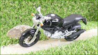 Model Replika Maisto Motorka 1:18 - Ducati