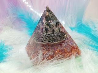 "Duchovní ochranný štít" , orgonit pyramida 6x6cm (turmalín v křišťálu, květ života, ametyst, )