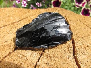 Surový Obsidián černý, 16gr (obsidián surový)