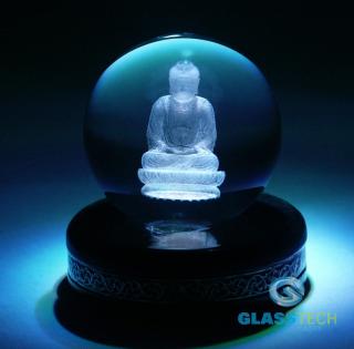 3D BUDHA v kouli 100 mm (Laserovaný 3D objekt v křišťálové kouli 100 mm - BUDHA)