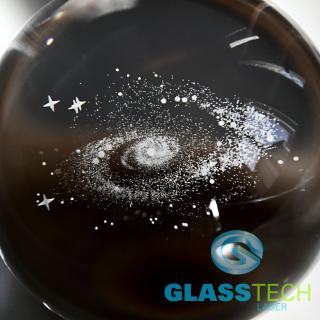 3D Galaxie Mléčná dráha v kouli 100 mm (Laserovaný 3D objekt v křišťálové kouli 100 mm - Galaxie Mléčná dráha)