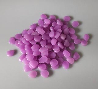 Fosforeskující oblázky-fialková, cena za 250 g (Dekorační plastové kameny)