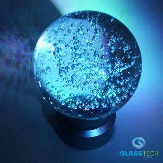 Křišťálová koule 100 mm s menšími bublinkami+ LED stojánek (Křišťálová koule 100 mm s bublinkami)