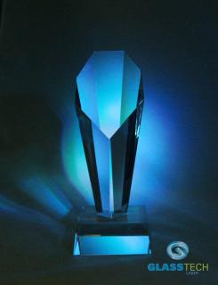 Skleněná trofej - Pohár L (Skleněná trofej - Pohár - velký, cca 250 x 100 mm)
