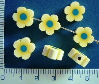 FIMO, žlutá kytička,12mm,1ks (FIMO korálky, cena je uvedena za 1ks.)