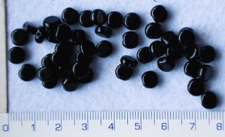 Skleněné korálky, mačkané,černá placička,6mm,cca46ks-10g (Cena je uvedena za 10g)