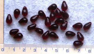 Skleněné korálky, mačkané, tm.červená kapka,9x5,5mm,cca26ks-10g (Cena je uvedena za 10 gramů.)