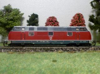 Dieselová lokomotiva BR 221 DB