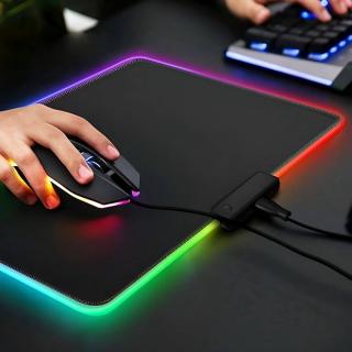 Herní podložka pod myš 35x25cm, RGB LED podsvícení, 13 režimů svícení (LED RGB podsvícená gaming podložka pod myš)