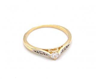 BB Goldinvestic Zlatý prsten se zirkony a skrytým srdcem 1,50g N5241-585/1000