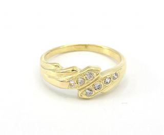 BB Goldinvestic  Zlatý prsten spojené části se zirkony 2,84g N4379-585/1000