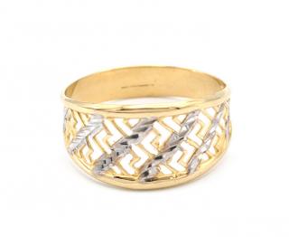 BB Goldinvestic  Zlatý prsten zdobený pruhy a znaky 2,35g  N3673-585/1000