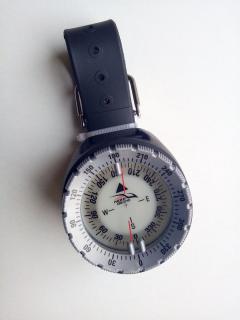Kompas SK Silver (potápěčský s řemínkem na ruku)
