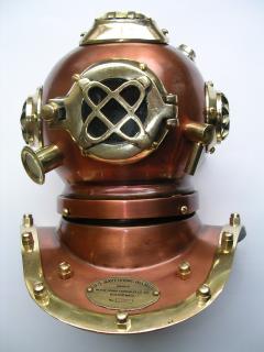 potápěčská přilba US NAVY MARK IV. (dekorace potápěčská helma)