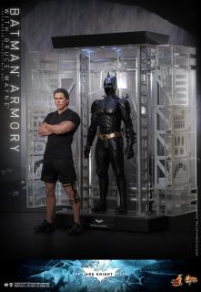 The Dark Knight Rises Movie Masterpiece - akční figurky a diorama - Batman Armory with Bruce Wayne