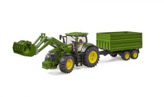 Bruder 3155 Traktor John Deere 7R 350 s čelním nakladačem a přívěsem