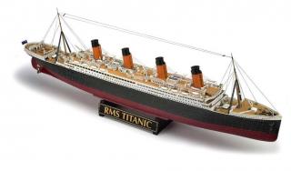 Revell Dárkový set stavebnice 05715 R.M.S. Titanic