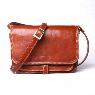 Světlehnědá středně velká kožená crossbody kabelka no. 444