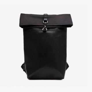 KOMPLIC Midnight - limitovaná edice 100 ks - minimalistický městský batoh