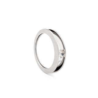 Ocelový zásnubní prsten s diamantem od Kláry Šípkové 45