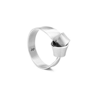 Ocelový zásnubní prsten Uzel od Kláry Šípkové 45